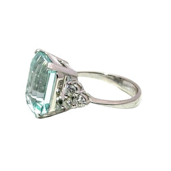 Bague Trilogie en or blanc, aigue - marine et diamants - Castafiore