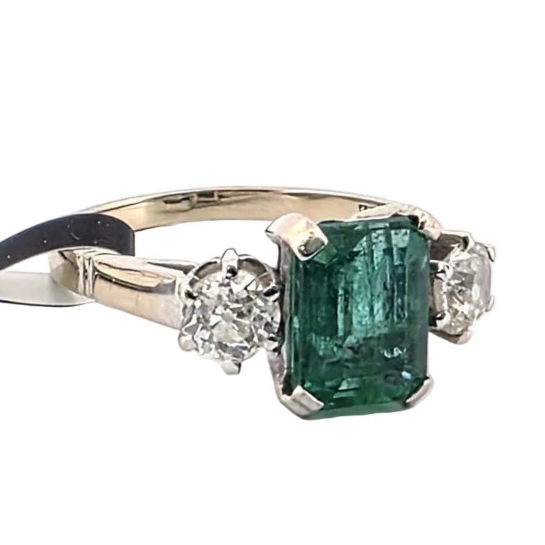 Bague Trilogie en or blanc, émeraude et diamants - Castafiore