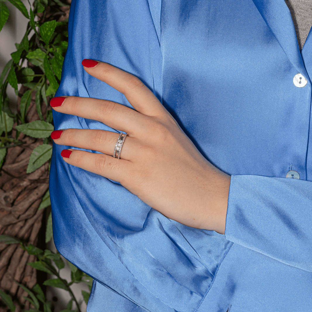 Bague Trilogie en or blanc et diamants - Castafiore