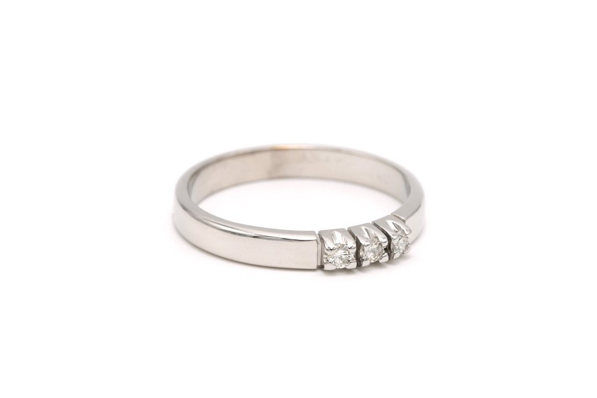 Bague Trilogie en or blanc et diamants - Castafiore