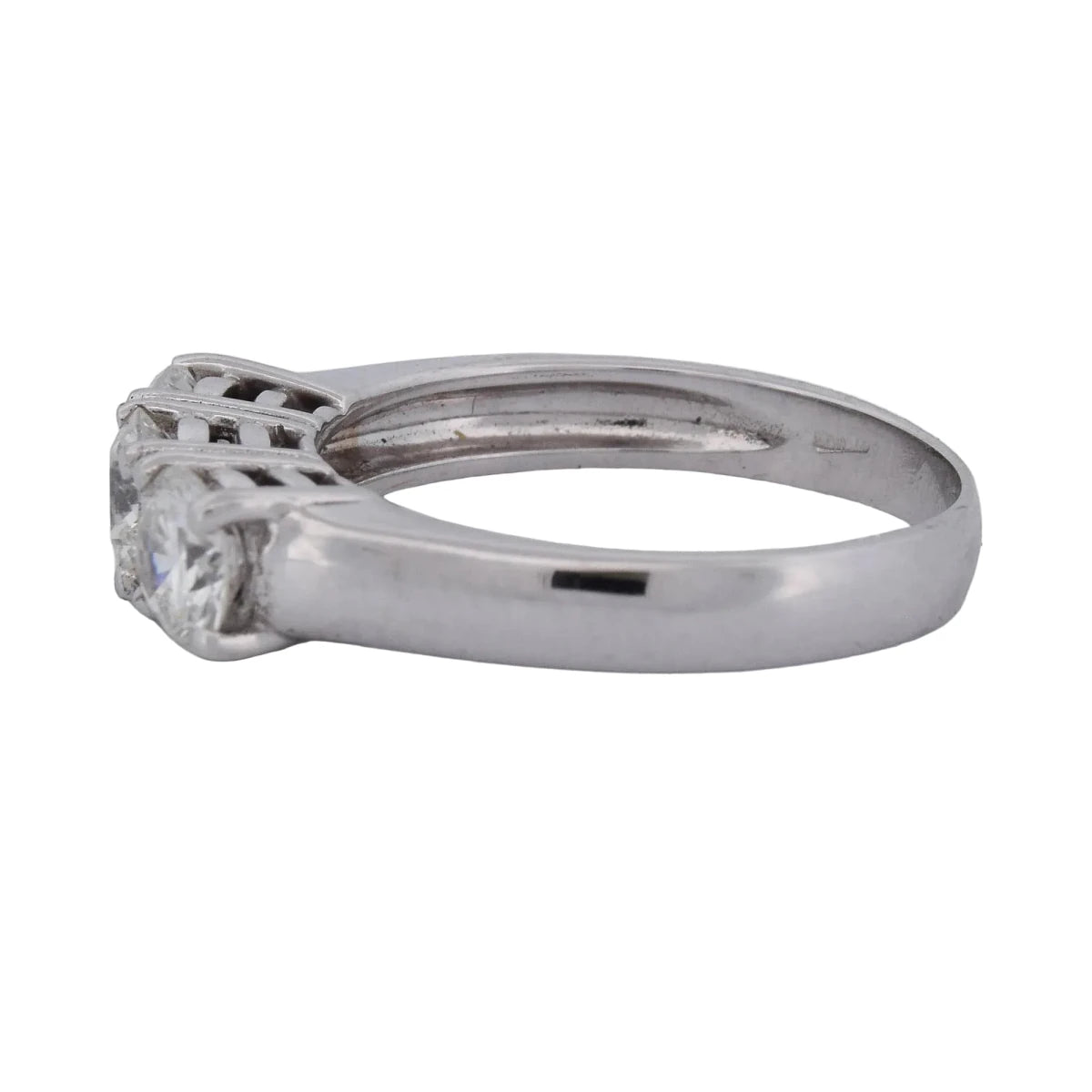 Bague Trilogie en or blanc et diamants - Castafiore