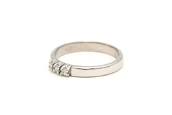Bague Trilogie en or blanc et diamants - Castafiore