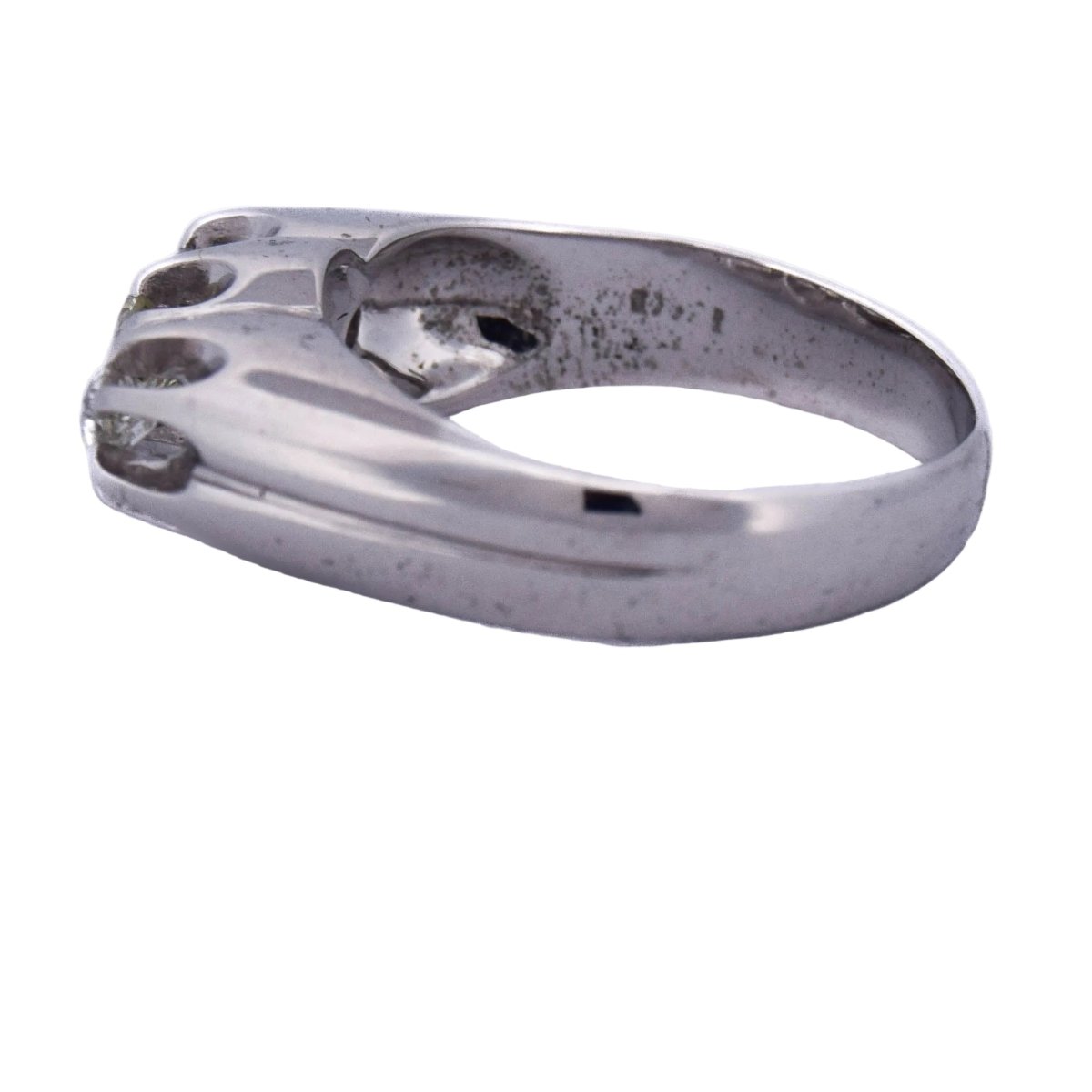 Bague Trilogie en or blanc et diamants - Castafiore