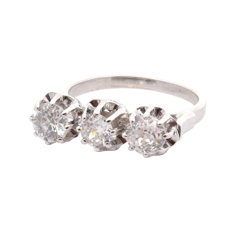 Bague Trilogie en or blanc et diamants - Castafiore