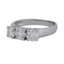 Bague Trilogie en or blanc et diamants - Castafiore