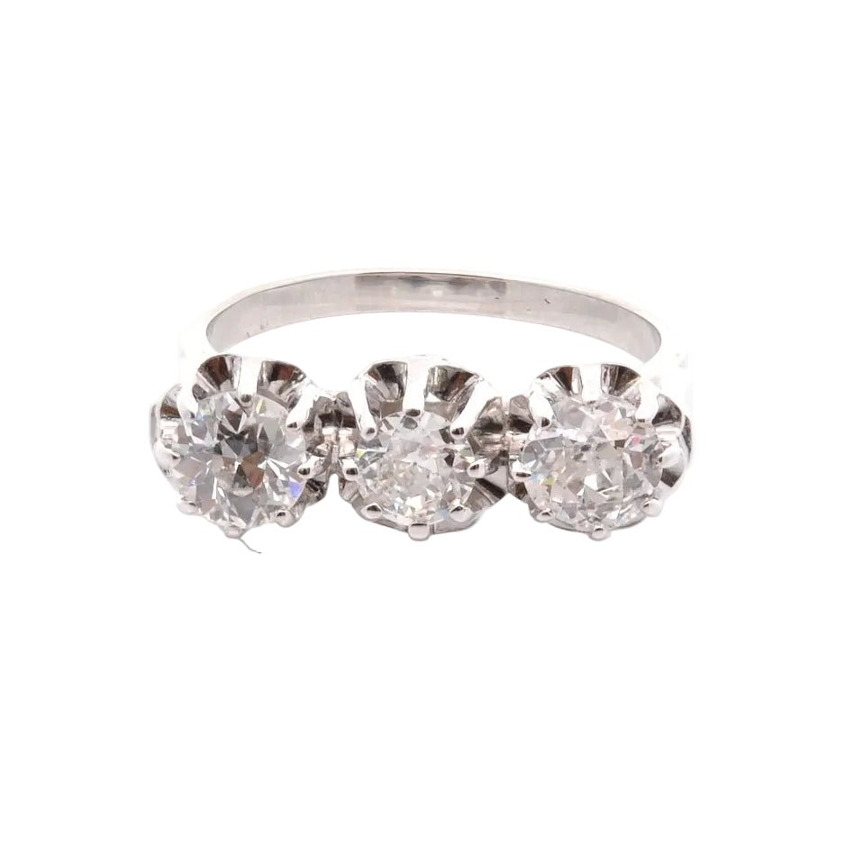 Bague Trilogie en or blanc et diamants - Castafiore