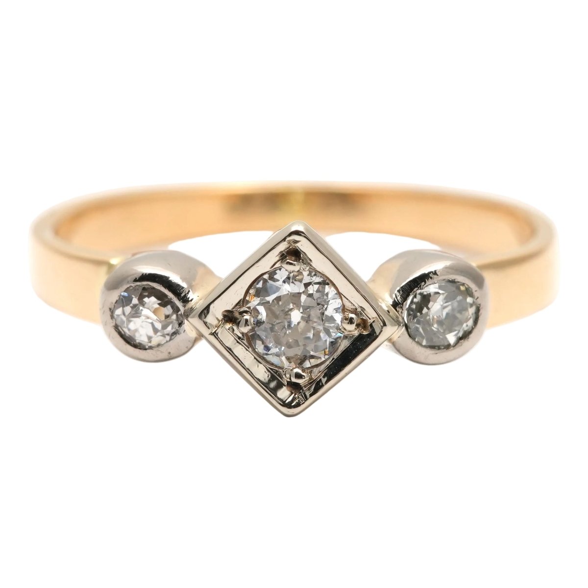 Bague Trilogie en or blanc, or jaune et diamants - Castafiore
