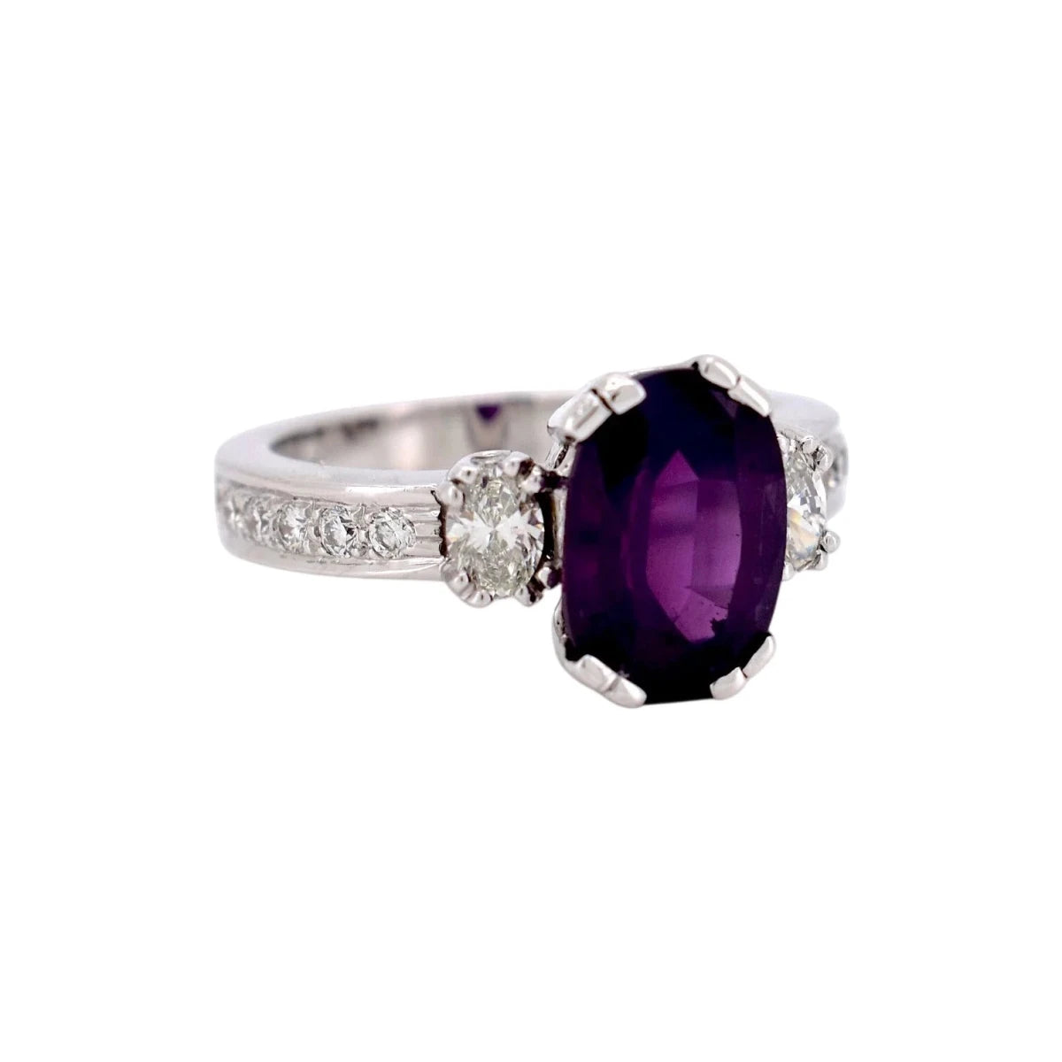 Bague Trilogie en or blanc, saphir et diamants - Castafiore