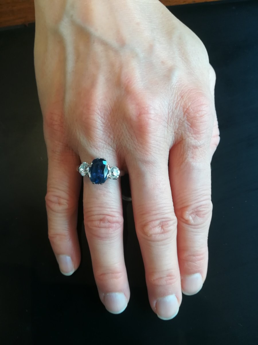 Bague Trilogie en or blanc, saphir et diamants - Castafiore