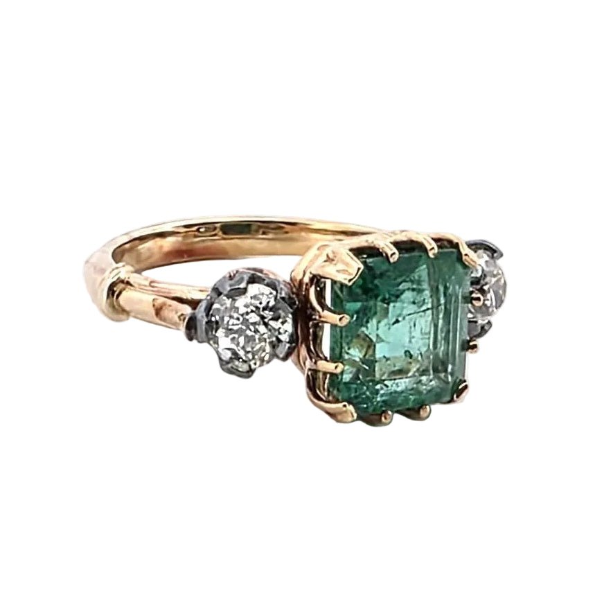 Bague Trilogie en or jaune, argent, émeraude et diamants - Castafiore