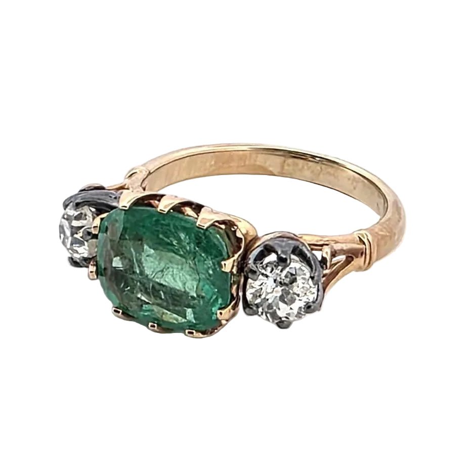 Bague Trilogie en or jaune, émeraude et diamants - Castafiore