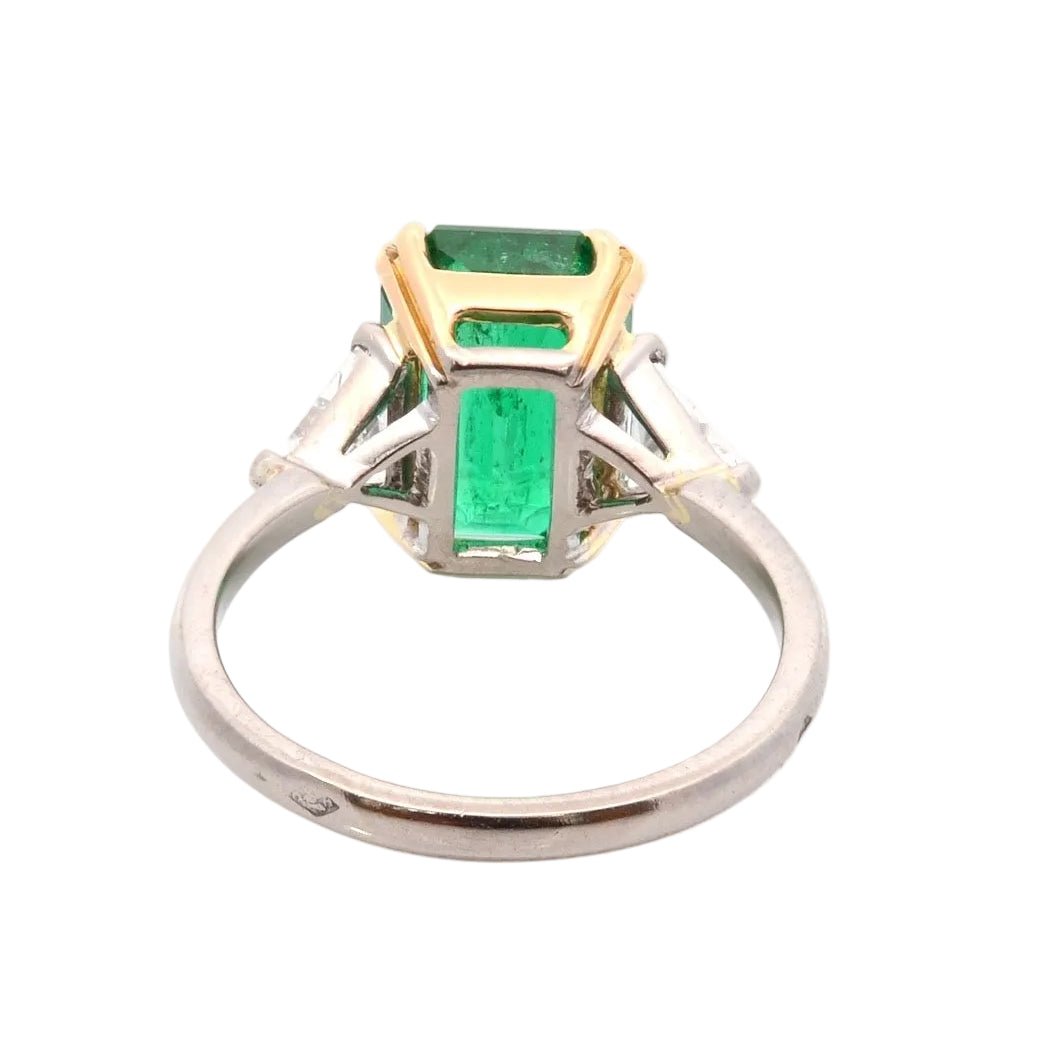 Bague Trilogie en or jaune, émeraude et diamants - Castafiore