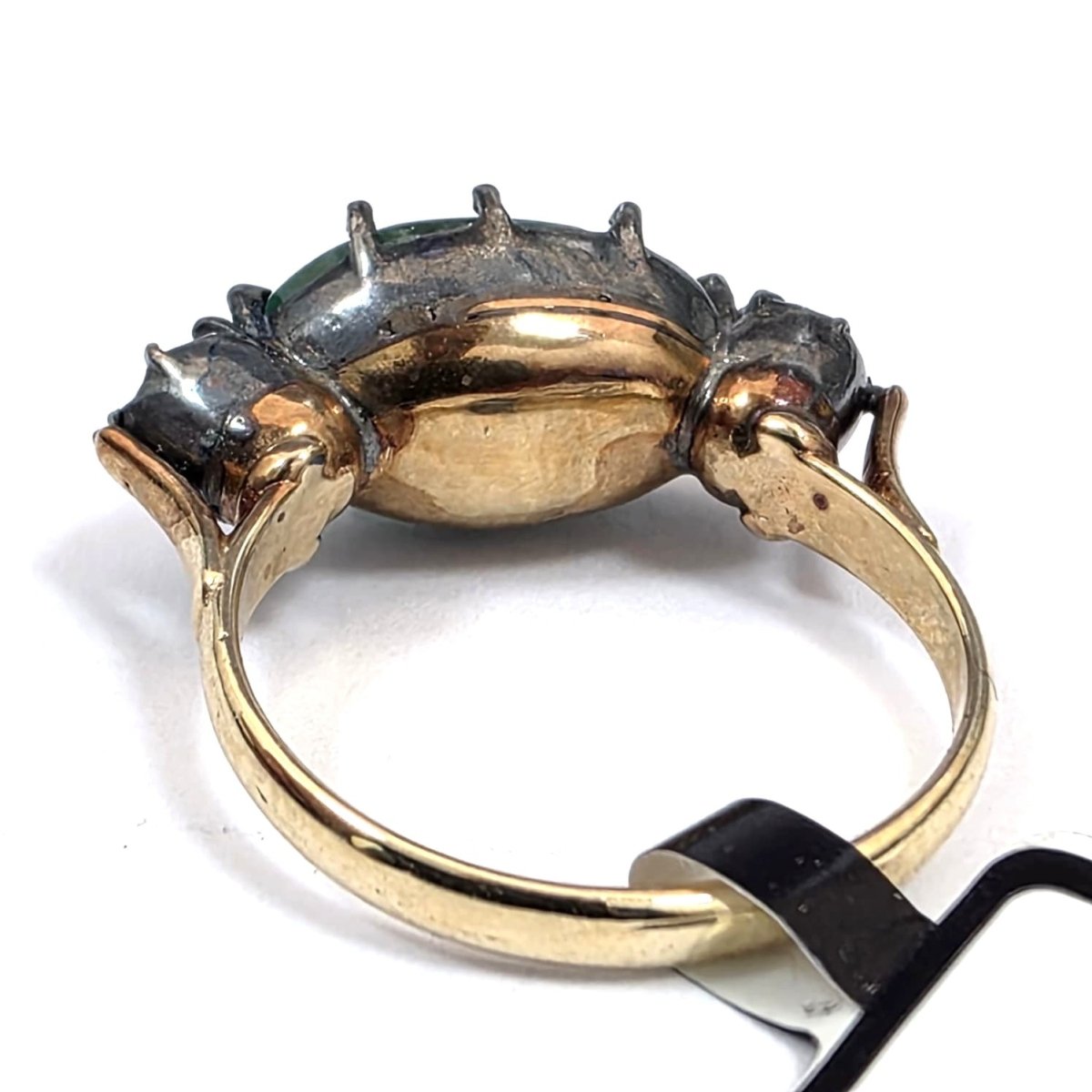 Bague Trilogie en or jaune, émeraude et diamants - Castafiore
