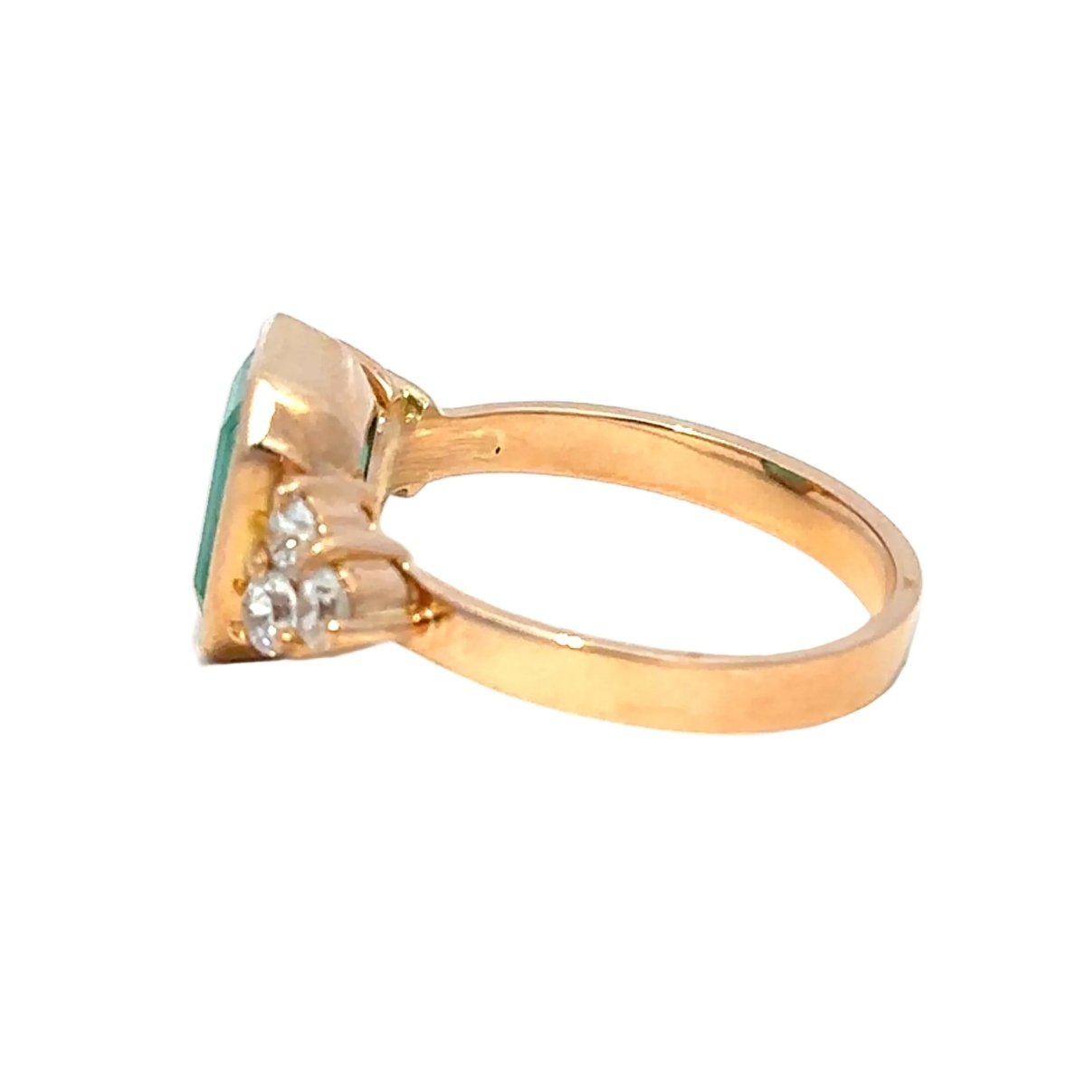 Bague Trilogie en or jaune, émeraude et diamants - Castafiore