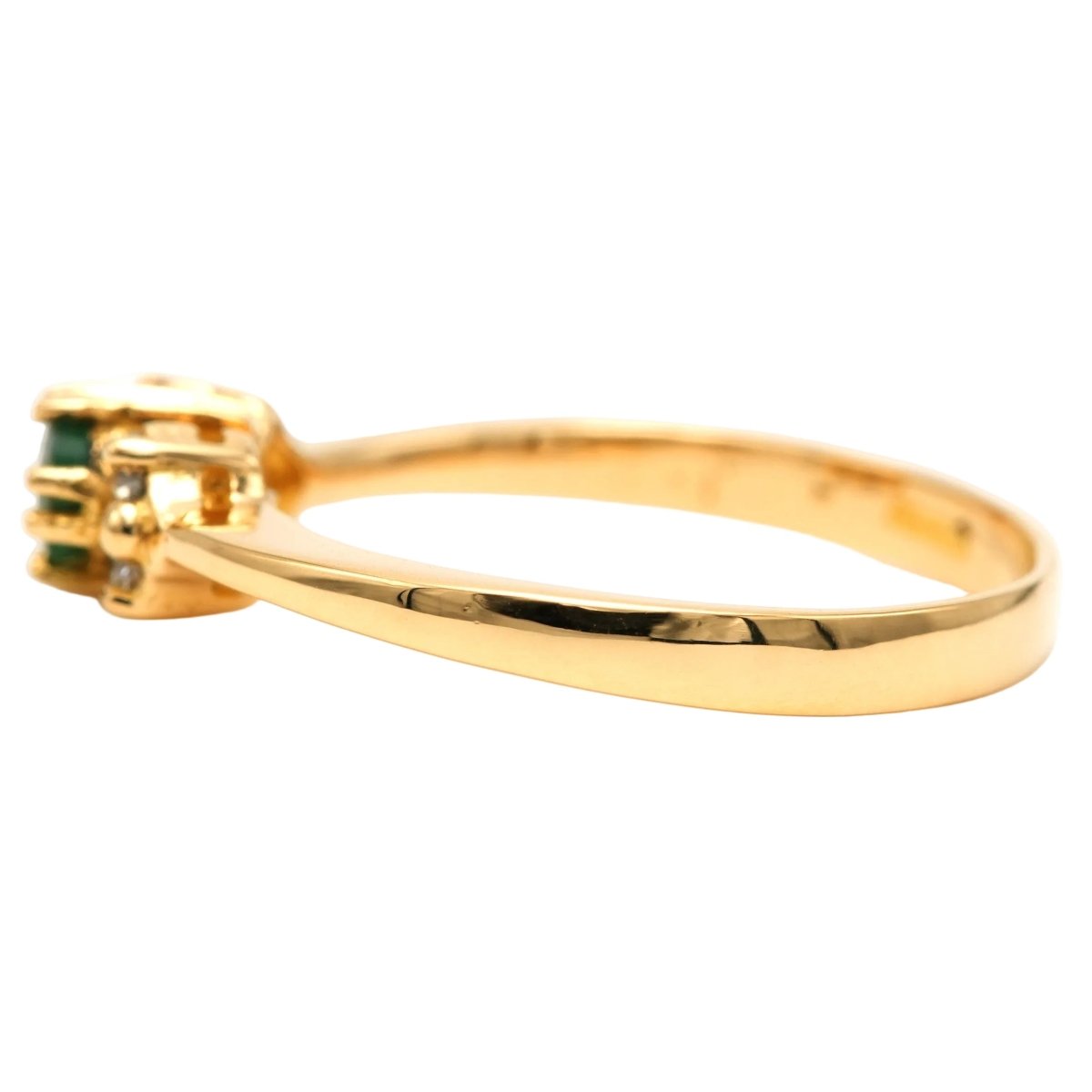 Bague Trilogie en or jaune, émeraude et diamants - Castafiore