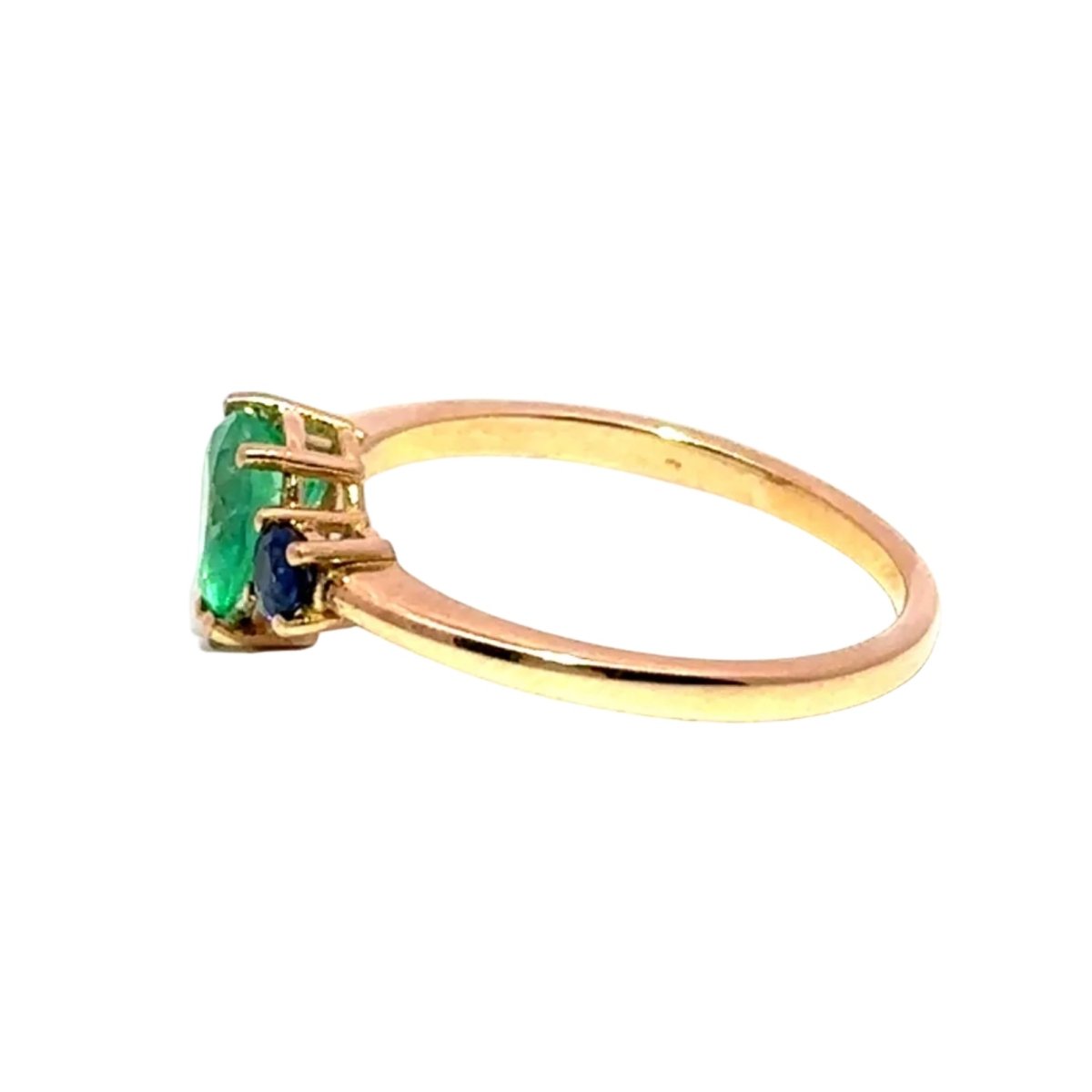 Bague Trilogie en or jaune, émeraude et saphirs - Castafiore