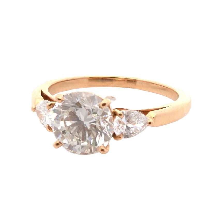 Bague Trilogie en or jaune et diamants - Castafiore