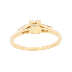 Bague trilogie en or jaune et diamants - Castafiore