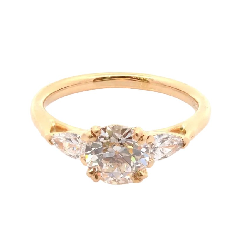 Bague Trilogie en or jaune et diamants - Castafiore