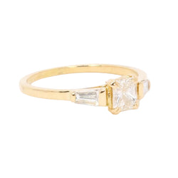 Bague trilogie en or jaune et diamants - Castafiore