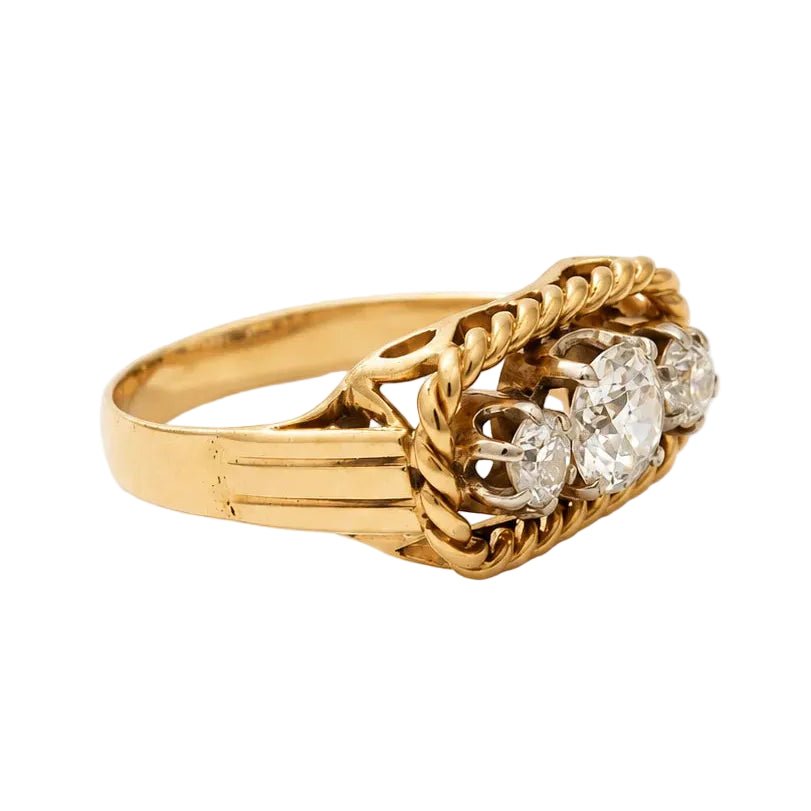 Bague Trilogie en or jaune et diamants - Castafiore
