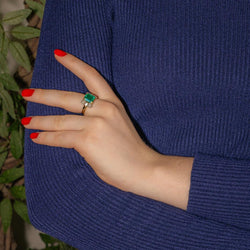 Bague Trilogie en or jaune, or blanc, émeraude et diamants - Castafiore