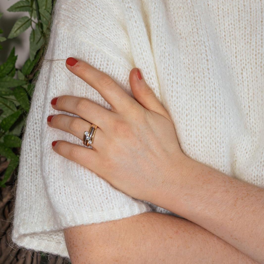 Bague Trilogie en or jaune, or blanc et diamants - Castafiore