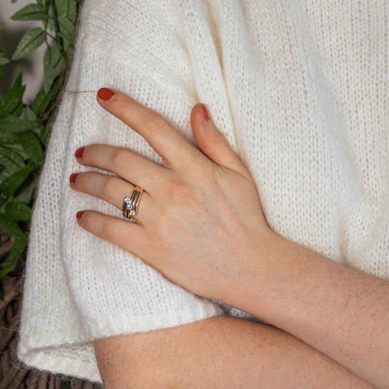 Bague Trilogie en or jaune, or blanc et diamants - Castafiore