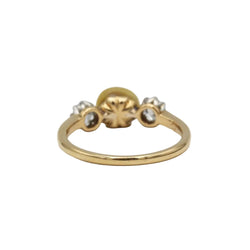 Bague Trilogie en or jaune, perle et diamants - Castafiore