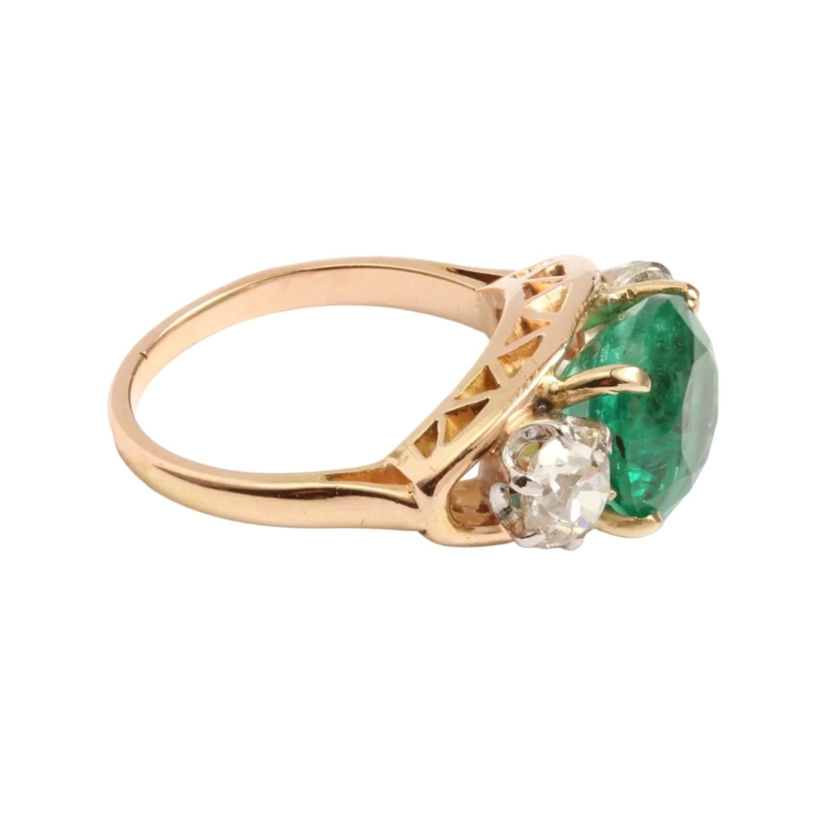 Bague Trilogie en or jaune, platine, émeraude et diamants - Castafiore