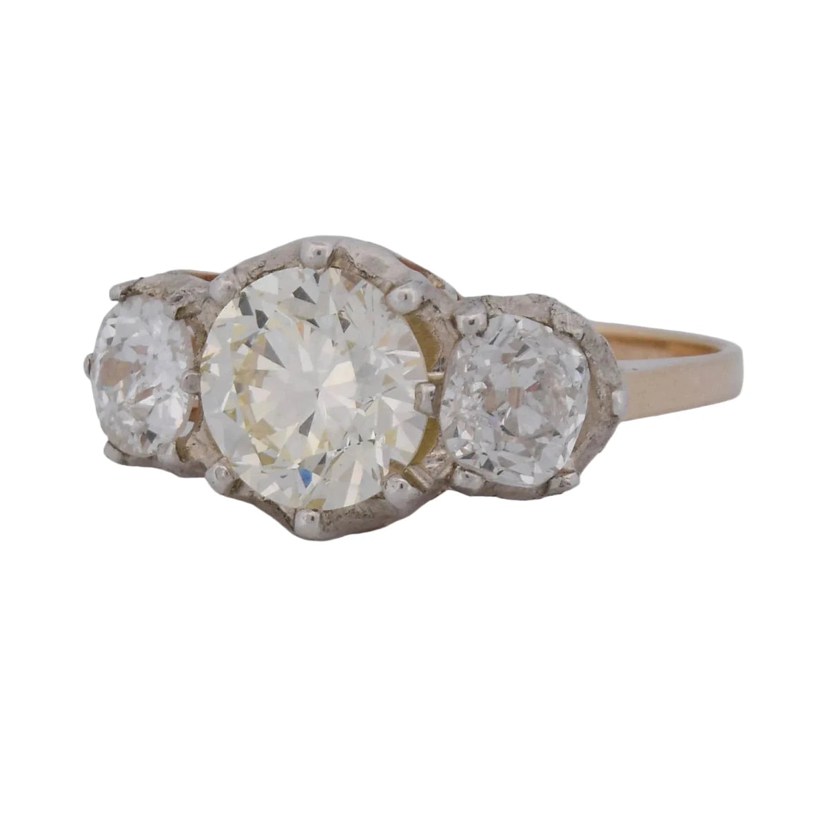 Bague Trilogie en or jaune, platine et diamants - Castafiore