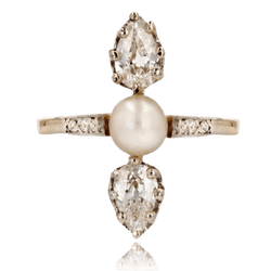 Bague Trilogie en or jaune, platine, perle et diamants - Castafiore