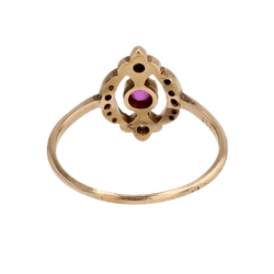 Bague Trilogie en or jaune, rubis et diamants - Castafiore