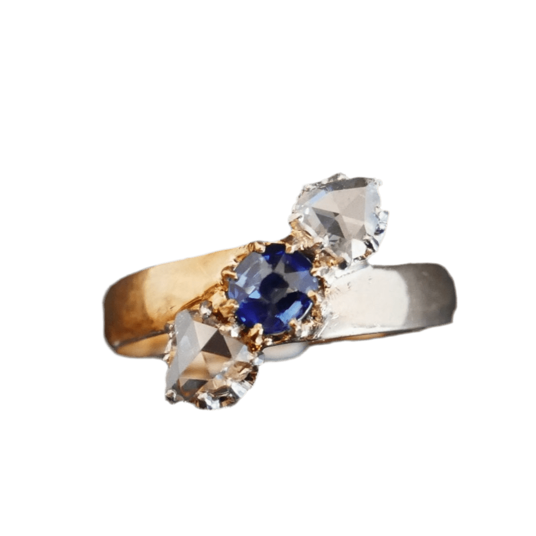 Bague Trilogie en or jaune, saphir et diamants - Castafiore