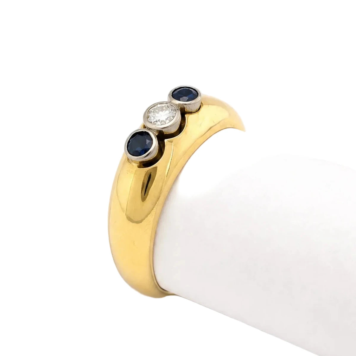 Bague Trilogie en or jaune, saphirs et diamant - Castafiore