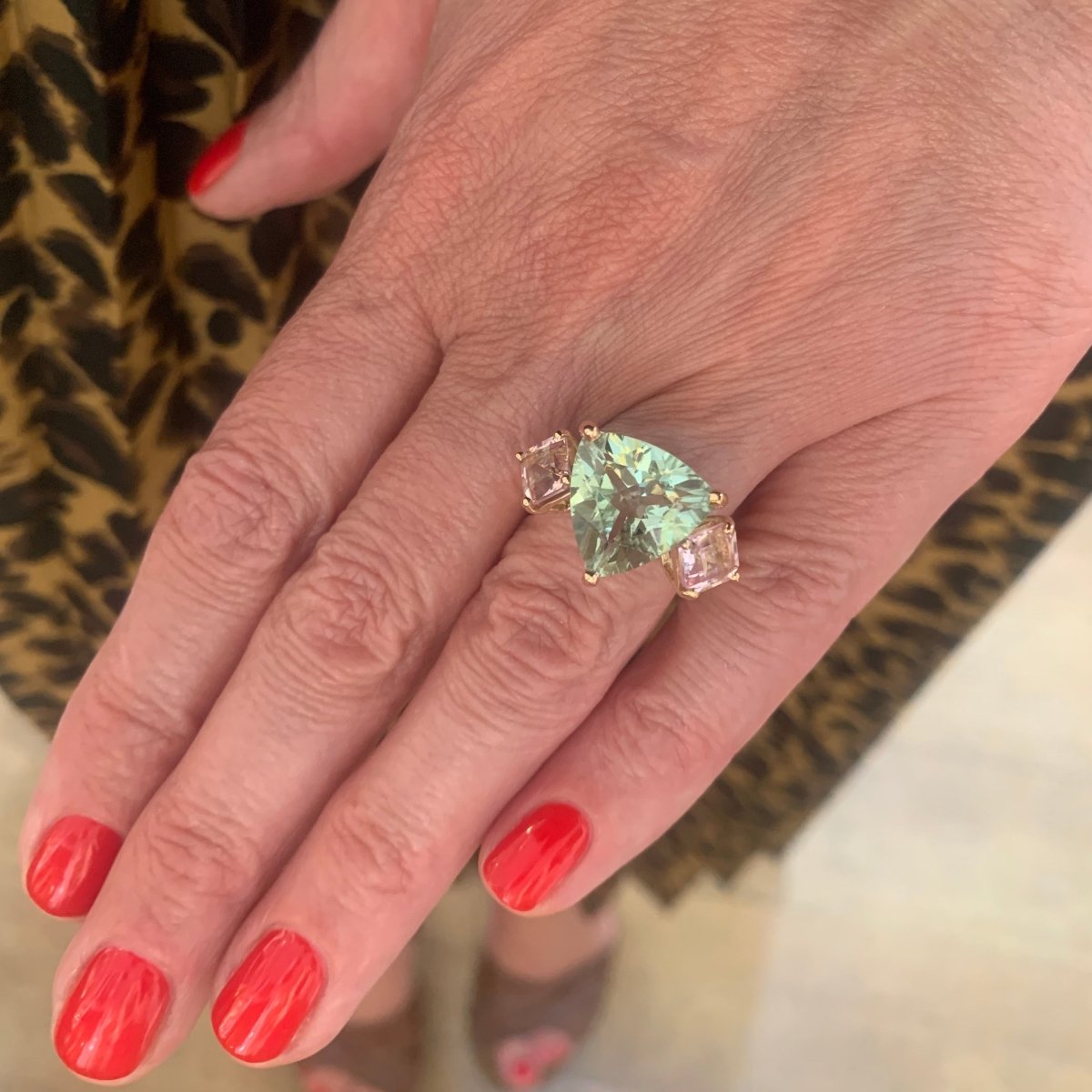 Bague Trilogie en or rose, béryl et morganites - Castafiore