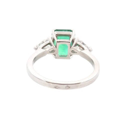 Bague Trilogie en platine, émeraude et diamants - Castafiore