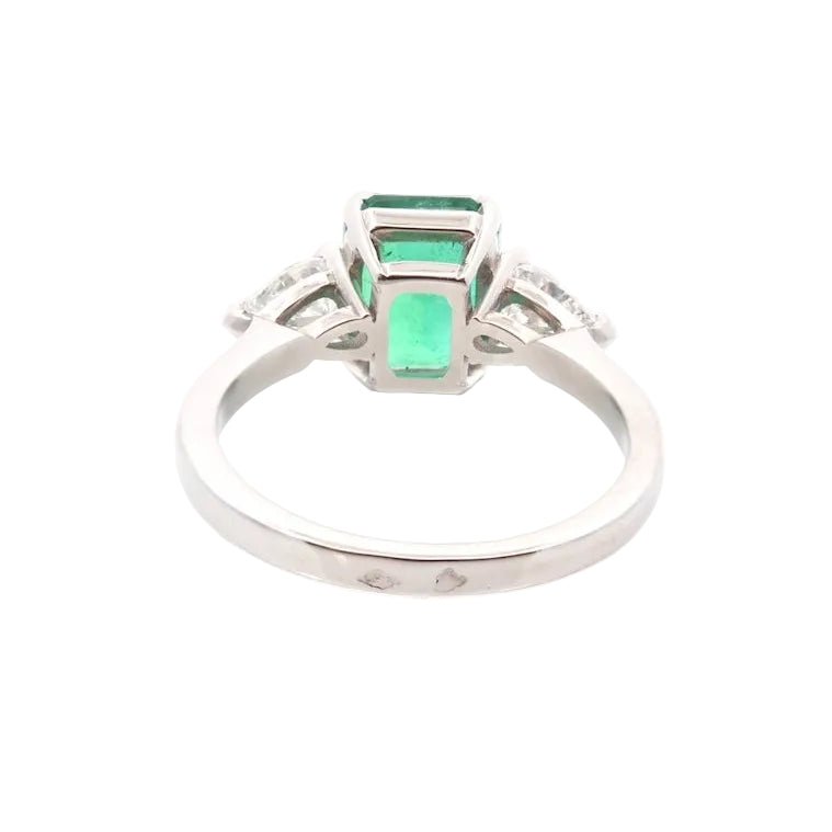 Bague Trilogie en platine, émeraude et diamants - Castafiore