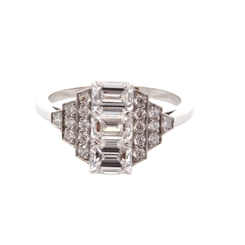 Bague Trilogie en platine et diamants - Castafiore