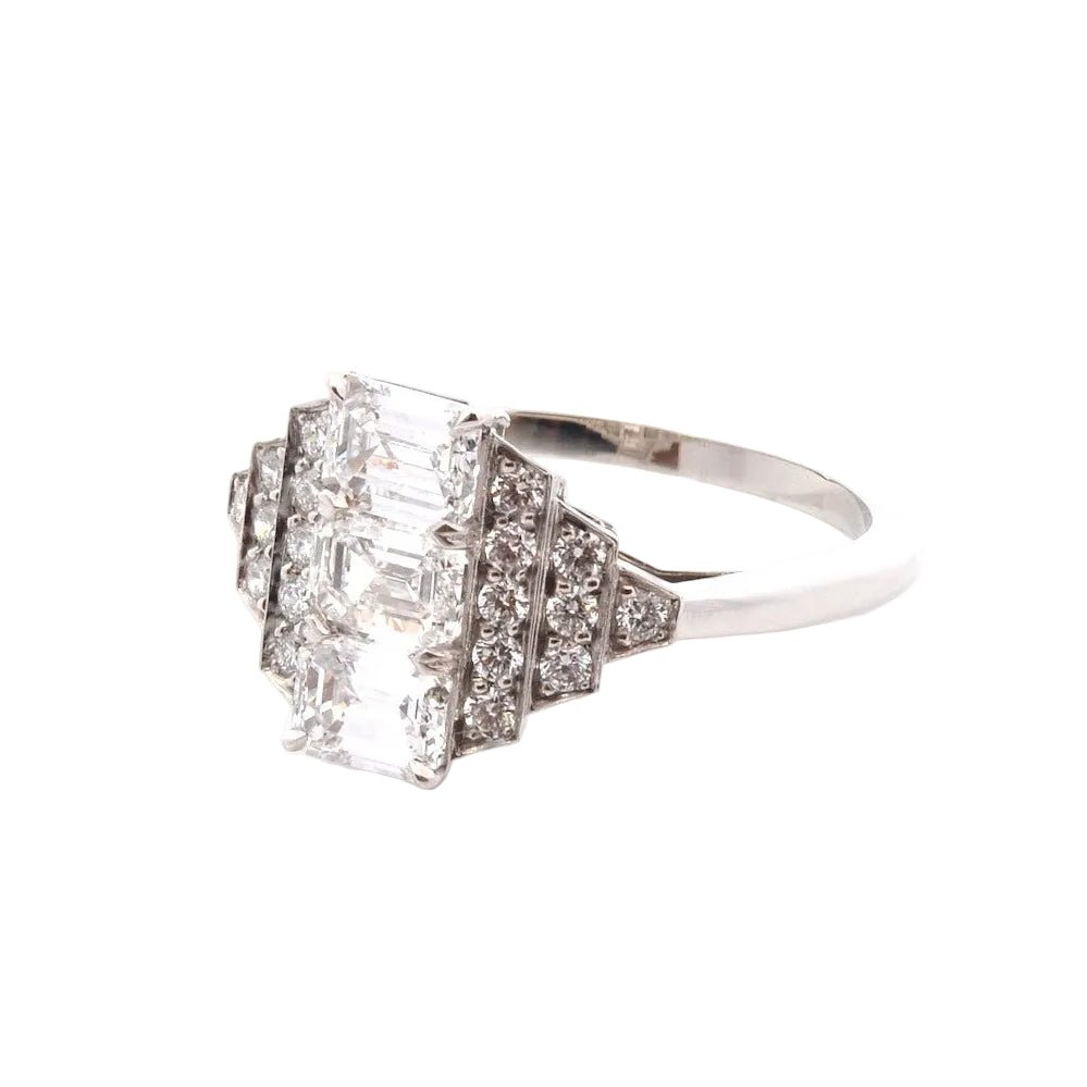 Bague Trilogie en platine et diamants - Castafiore