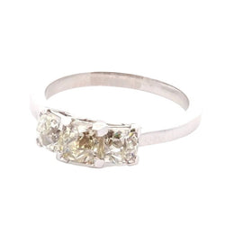 Bague Trilogie en platine et diamants - Castafiore