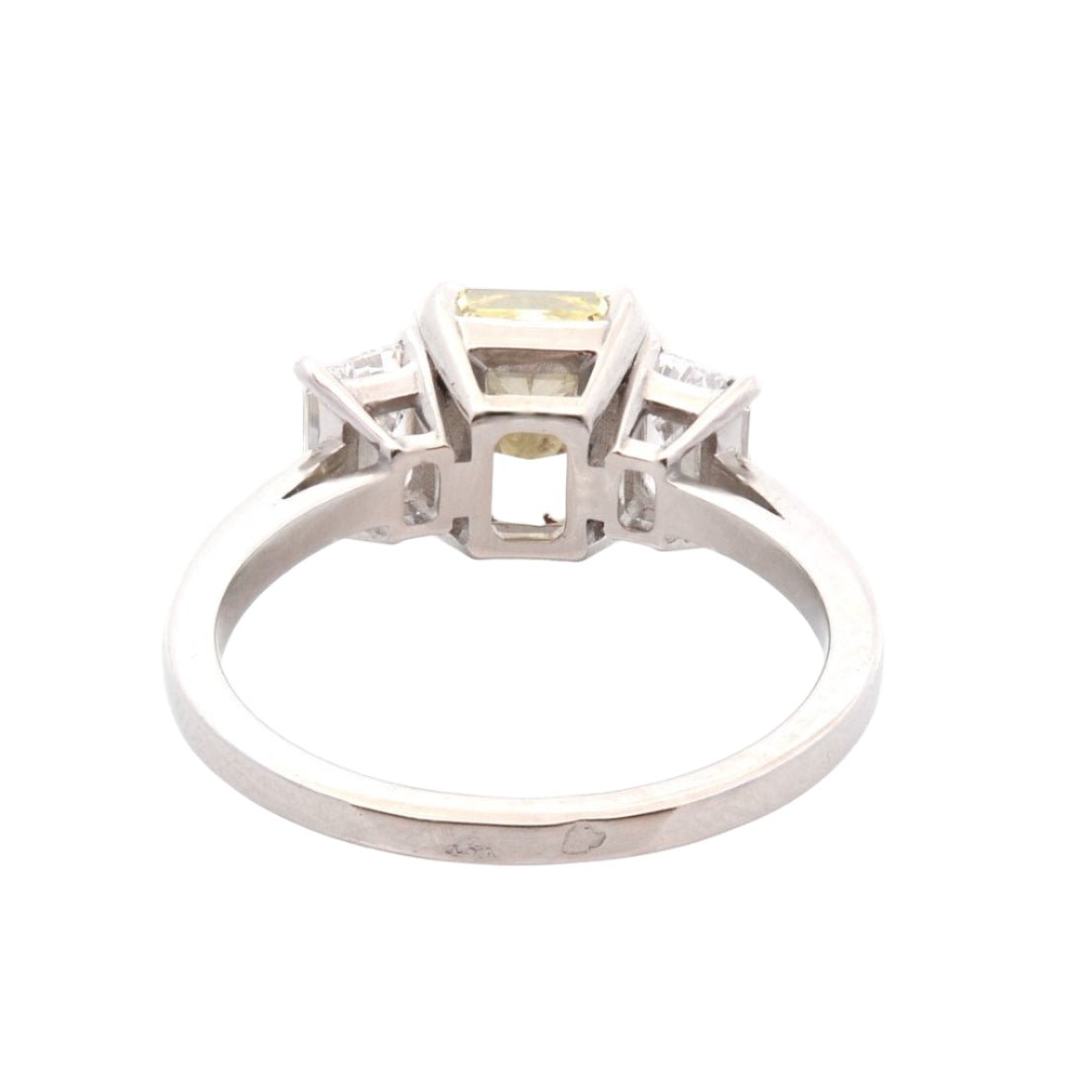 Bague Trilogie en platine et diamants - Castafiore