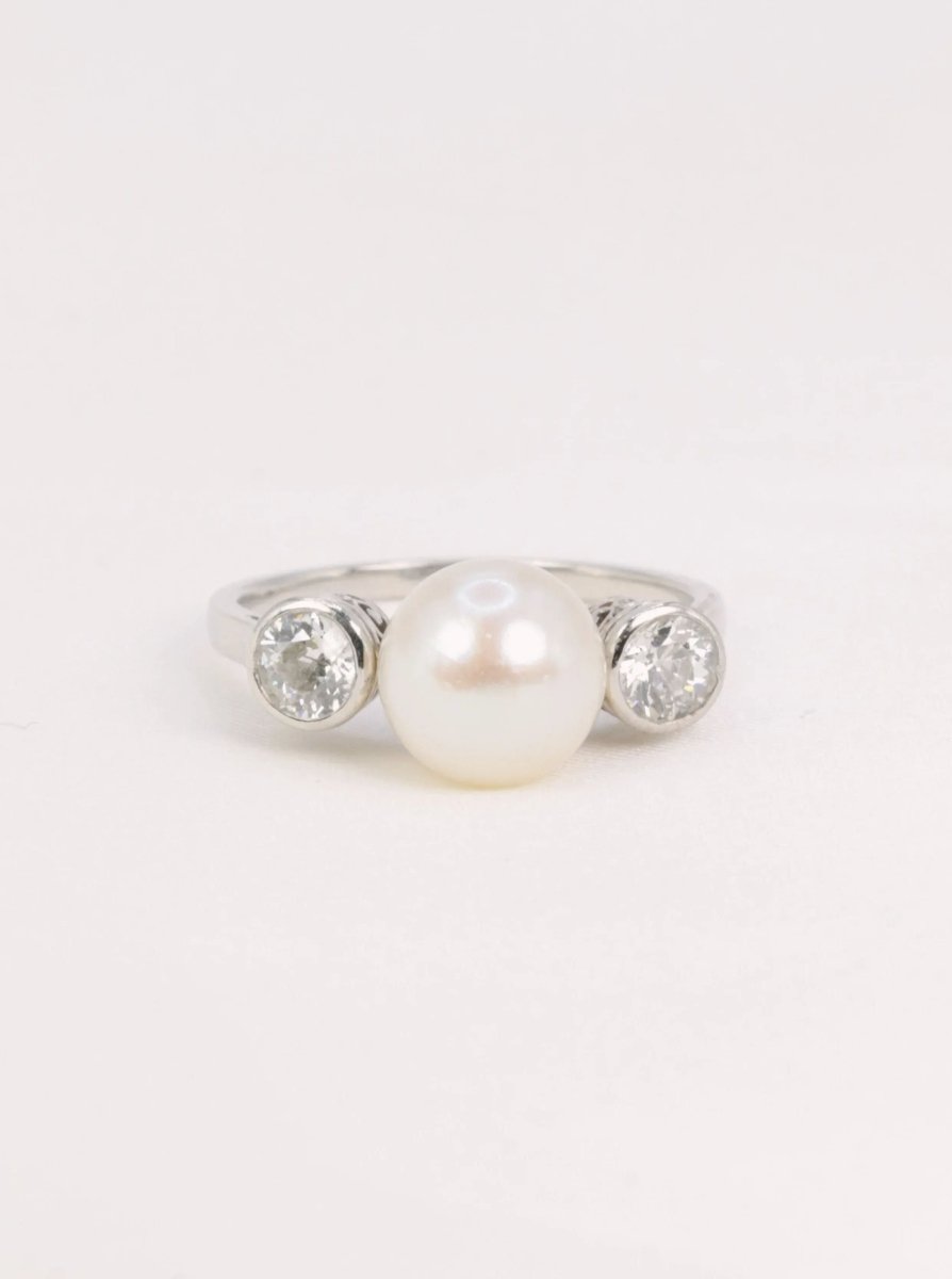 Bague trilogie platine perle diamants - Castafiore