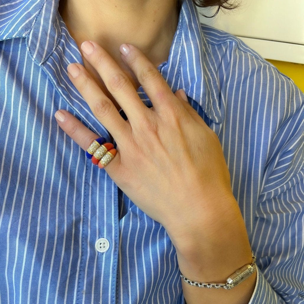 Bague Van Cleef &amp; Arpels, collection Philippine en corail - Castafiore