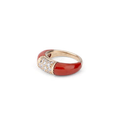 Bague Van Cleef &amp; Arpels, collection Philippine en corail - Castafiore