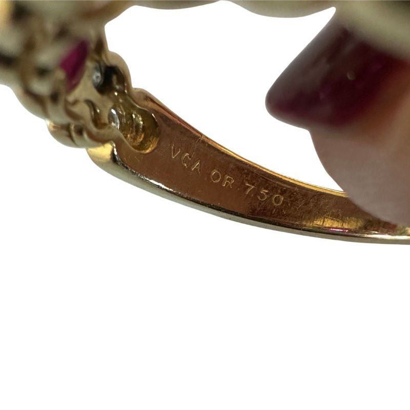 Bague VAN CLEEF & ARPELS en or jaune, diamants et rubis - Castafiore