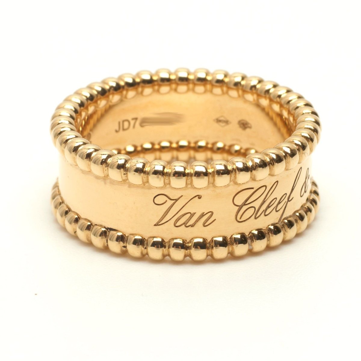 Bague Van Cleef & Arpels Perlée Signature en or jaune - Castafiore