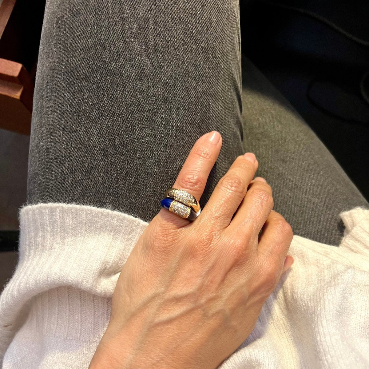 Bague VAN CLEEF & ARPELS "Philippine" en or jaune, lapis - lazuli et diamants - Castafiore