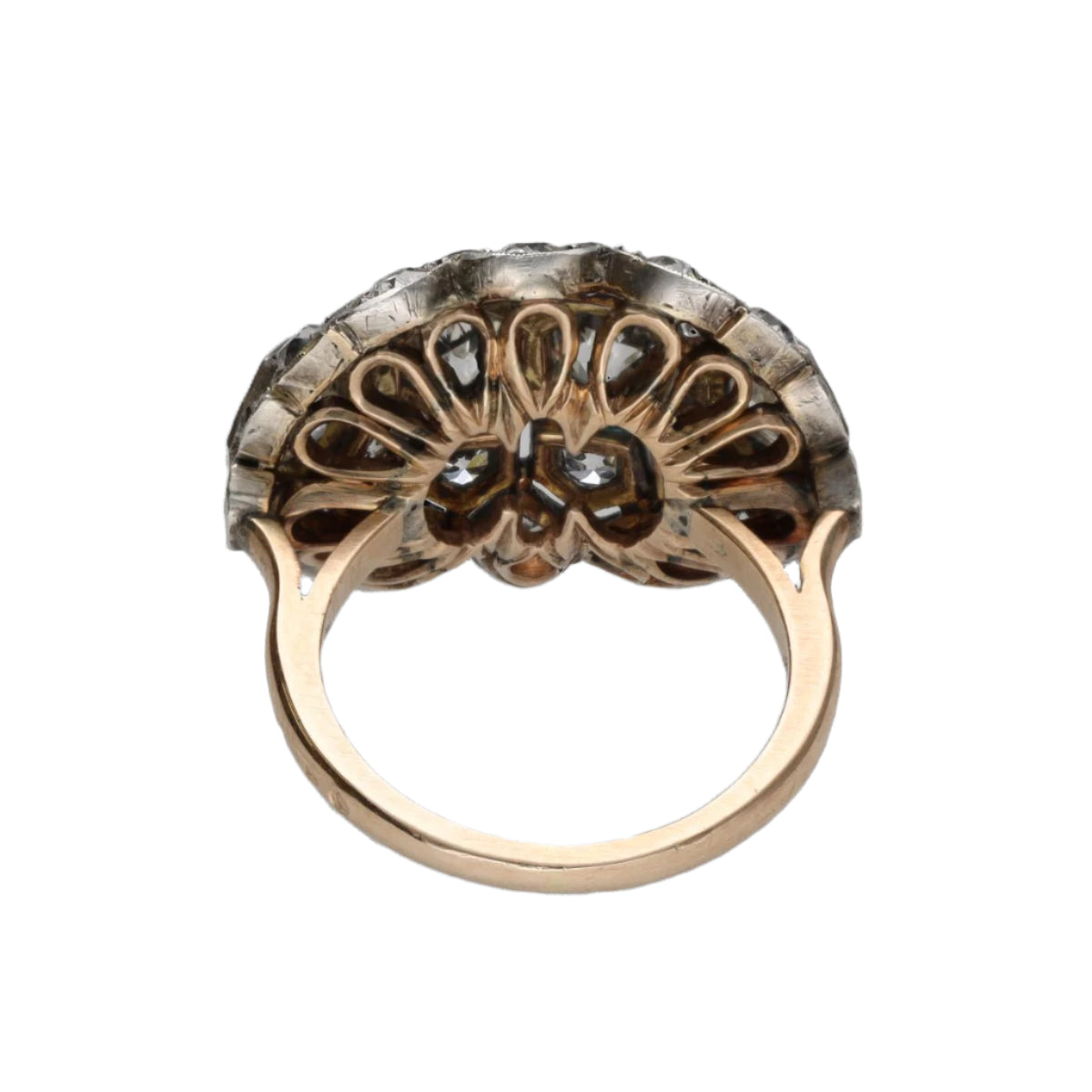 Bague vers 1890 en or jaune 18 Cts et argent avec 3,20 Cts de diamants taille ancienne . Taille 56 - Castafiore