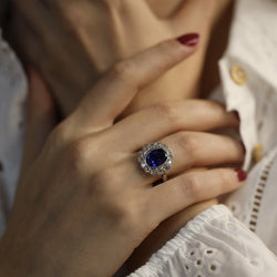 Bague vers 1930 en Or gris 18k et platine avec verneuil et diamants. taille 55. - Castafiore